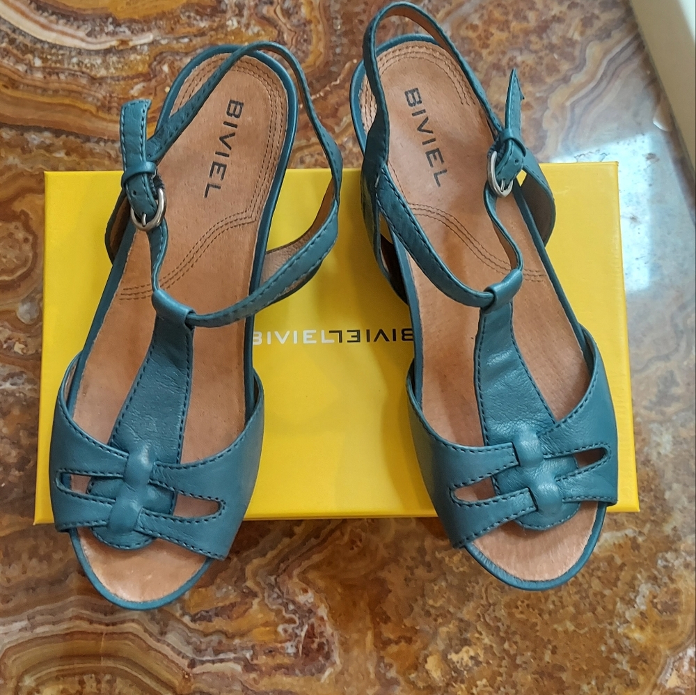 Biviel blue sandal size 38 (7.5 U.S. size)
